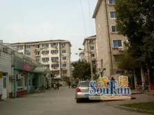 精装修,有车位,阁楼有视频,纯边套视野好