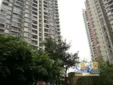 解放碑双轻轨旁+电梯房+采光好+价格可以谈+诚心出售