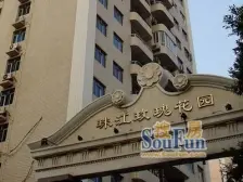 内环内陆家嘴北滨江,地铁50米,人车分流,南北大三房