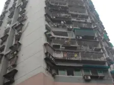 网红打卡地 长江索道对面 精装一房 下楼即轻轨