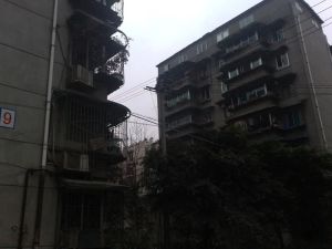 佳美花园2室2厅西南