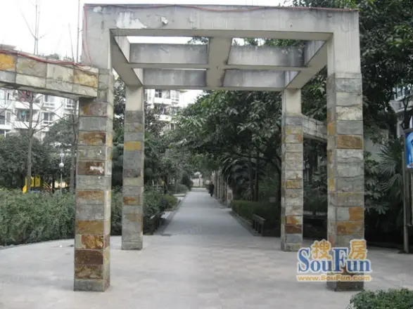 天彩菁华实景图