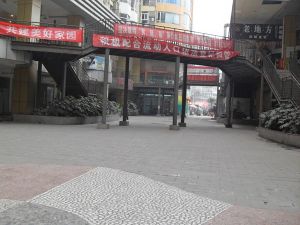 太阳门2室1厅东南