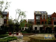 青浦城区地铁 纯别墅区 边套 精装修满 五 一 大花园