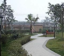 爱丁郡院2室1厅南
