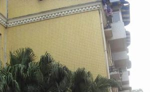 财经商住楼1室1厅北东北