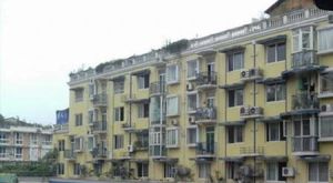 财经商住楼 1室1厅 南