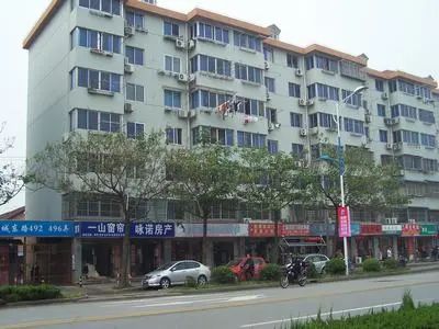 塔城东路492弄小区实景图