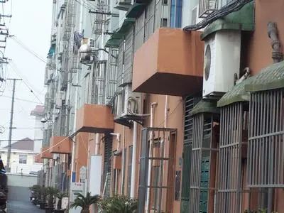塔城东路492弄小区实景图