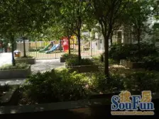 房源朝中庭 安静 业主安心出售 户型采光好