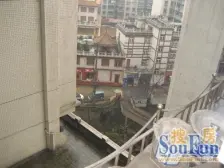 小区在南坪协信城旁边出行方便轻轨3号27号