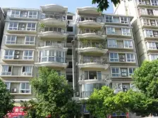 凤天花园 4室2厅 南