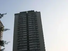 朝天门来福士广场旁,交通出行方便,户型方正跃层