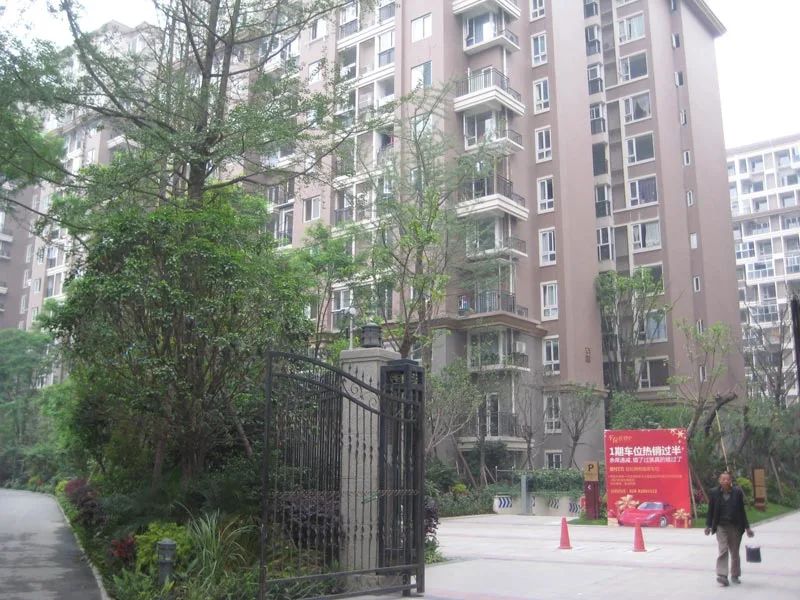 小区相关图