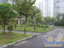 城南步行街文笔山庄三房带外阳台,安静的很