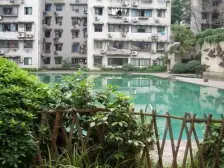 竞地花园,渝中大坪商圈,轻轨房,配套完善。