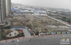 金牛花园3室2厅东南