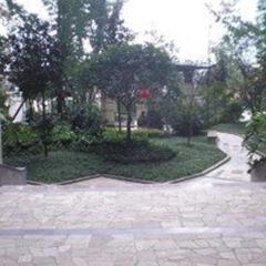 芙蓉华庭2室1厅东南南