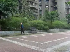 房子是正规二室一厅,户型方正,业主诚心出售