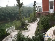 三联排端户 3+1户型 花园400平 地下室全采光