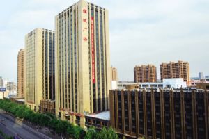 耀城广场3室2厅南