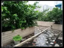 平街上五楼,两居室总价低,业主诚心出售