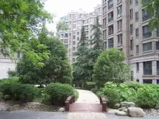 小高层带车位,诚意价低,推窗见绿!