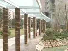 小区就在人民医院协信旁边出行方便