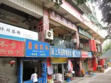 千秋花园 1室1厅 西南