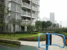 大溪沟 张家花园一房52万