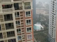 大坪 现代大厦三房125万