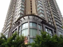 带露台带屋顶花园正规两房价格便宜,户型方正,