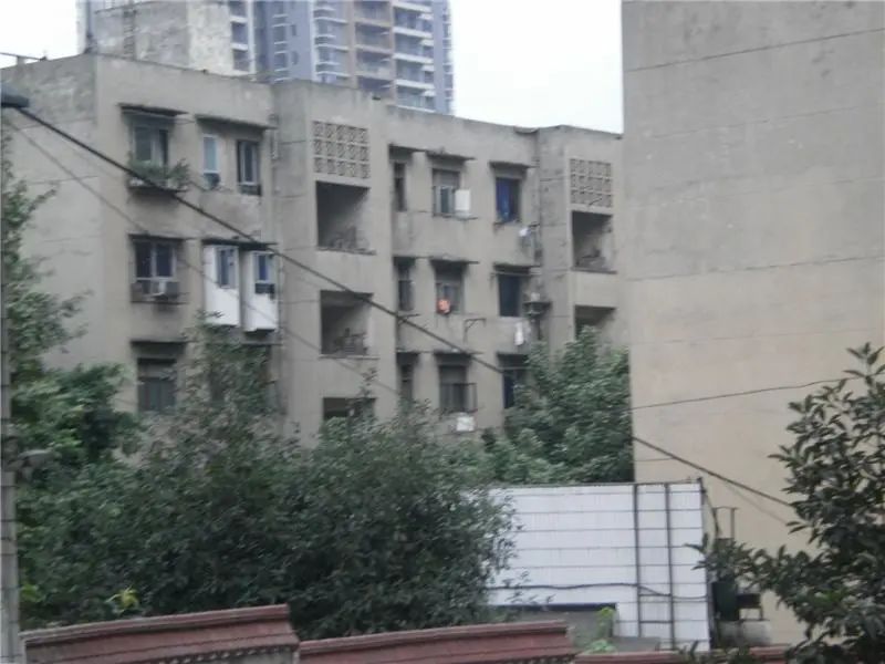 小区相关图