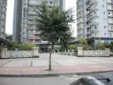 解放碑空中大跃层+住家精装修+领包入住