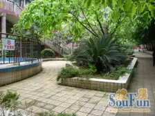 回兴 圣湖花园二房47万