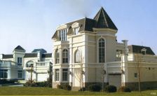 联排边套、前排位置、带边花园、附面积多,双车位