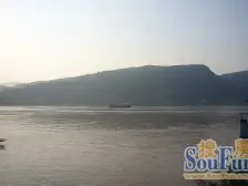 滩子口片区 天河名港一房40万