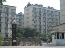 北碚老城七一桥天奇花园带屋顶花园装修清爽户型方正