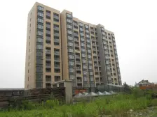 新挂牌!花园位置,直达地下车库,精装修,看房方便!