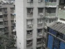 低楼层 正规两房 房子户型方正 配套成熟