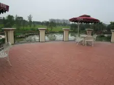 西区 中航翡翠城高层四房185万