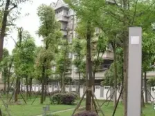 商圈附件,近地铁,出现便利,户型好视野方正