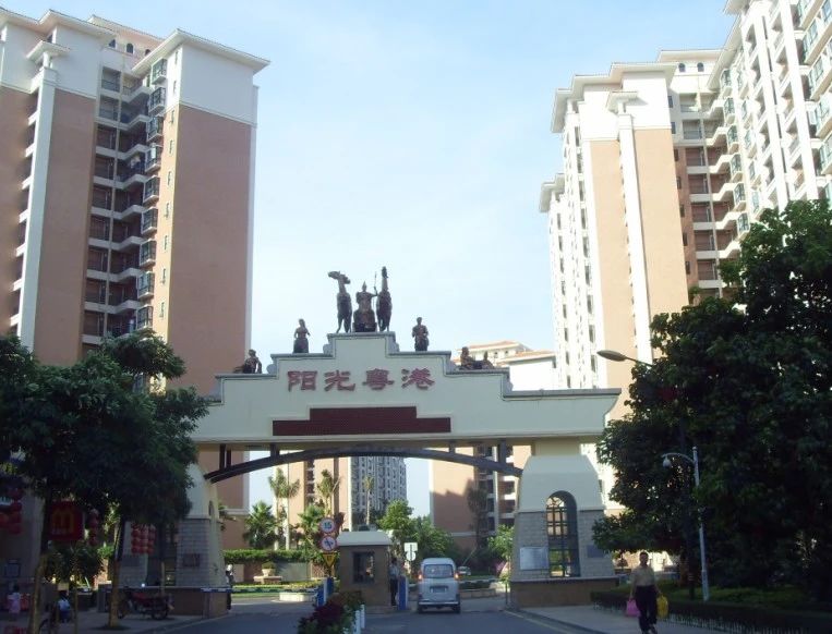 小区相关图