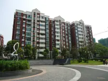 老城区09年电梯房+大一房户型+次顶楼+税费少