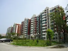 联排别墅,前后各带一个车位装修整洁清爽诚意出售