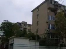 电梯房 二房一厅 近地铁 小区环境好