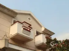 别墅小区,停车方便,一楼带花园,环境好