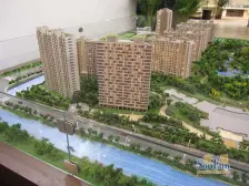 小区中心位置,主卧朝南,卫生间全明,非底楼房