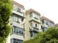 普陀区外环外 近地铁,满五年,看房提前约。