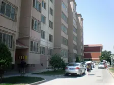 拱星墩地铁口 停车便利 落地窗 有地下室